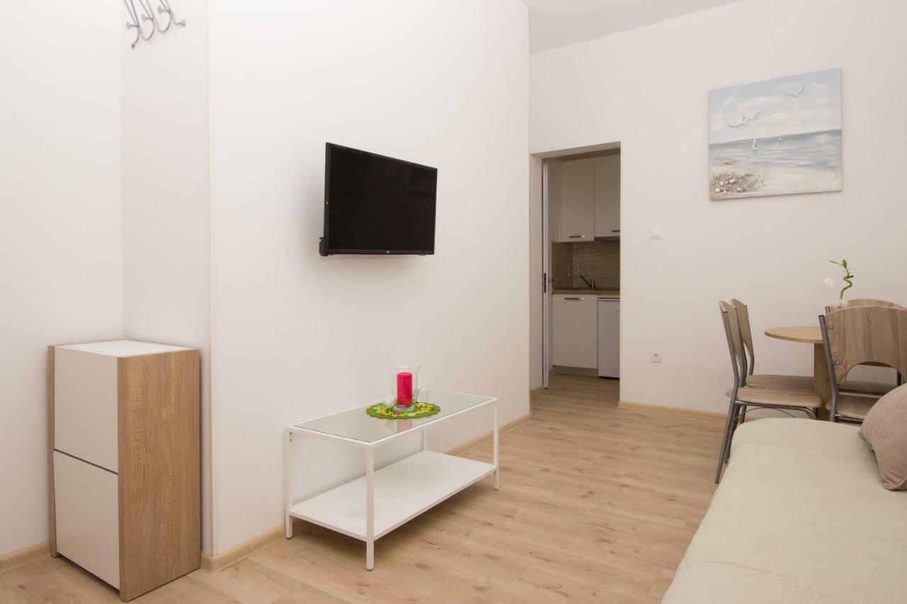 Kike 80 Apartment Split Exterior photo